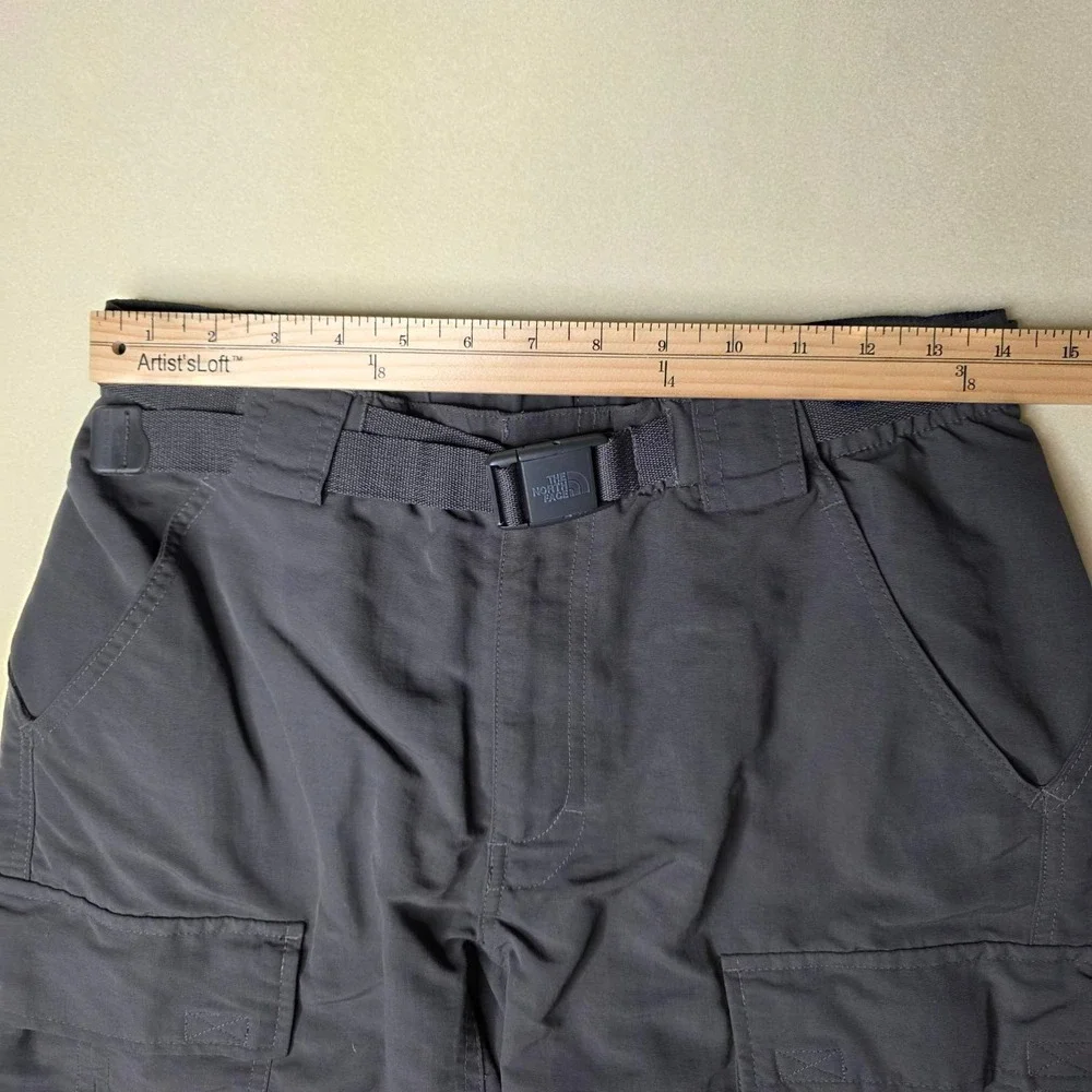 The North Face Cargo Hiking Shorts Mens Size S Gray Nylon Integrated Belt Pocket